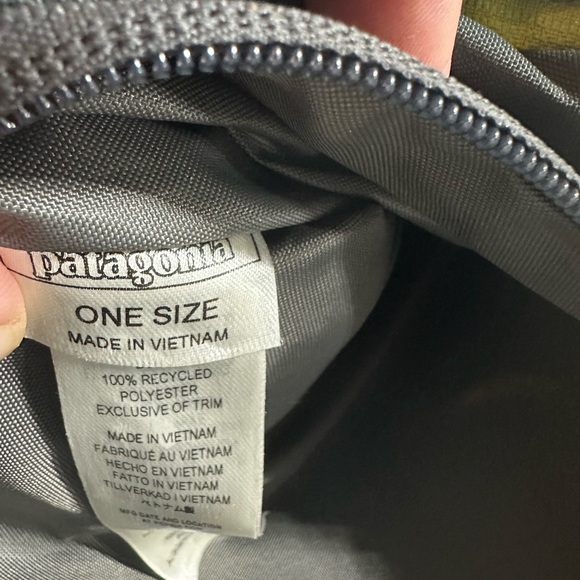 Patagonia Gray Sling Bag ATOM - Picture 7 of 12